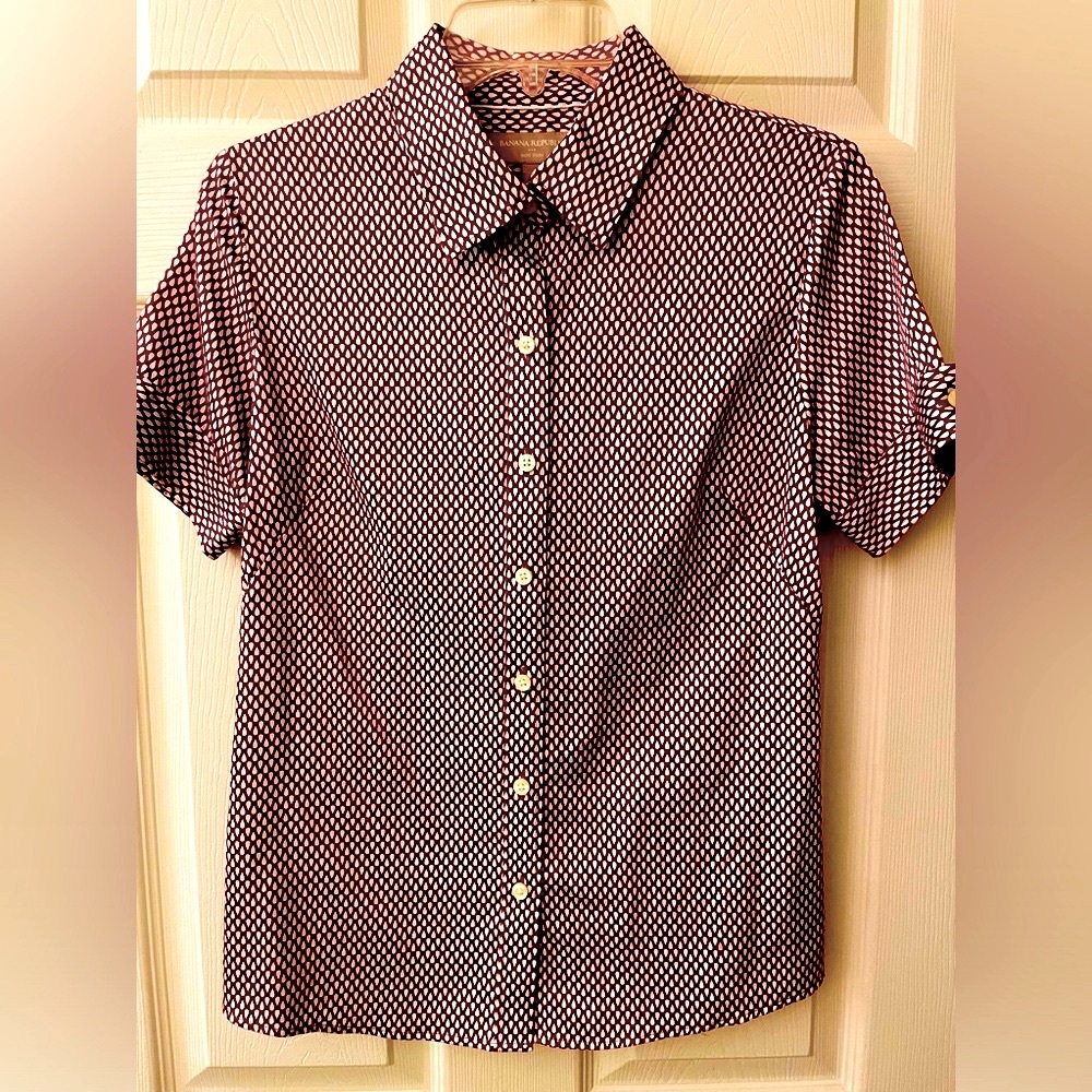 Banana Republic Red and White Button Down Shirt